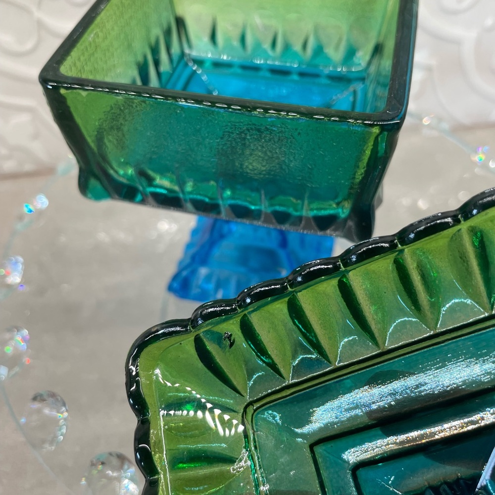 Vintage Jeannette Glass Wedding Blue Green Pedestal Covered Candy Dish With Lid - Picture 5 of 8